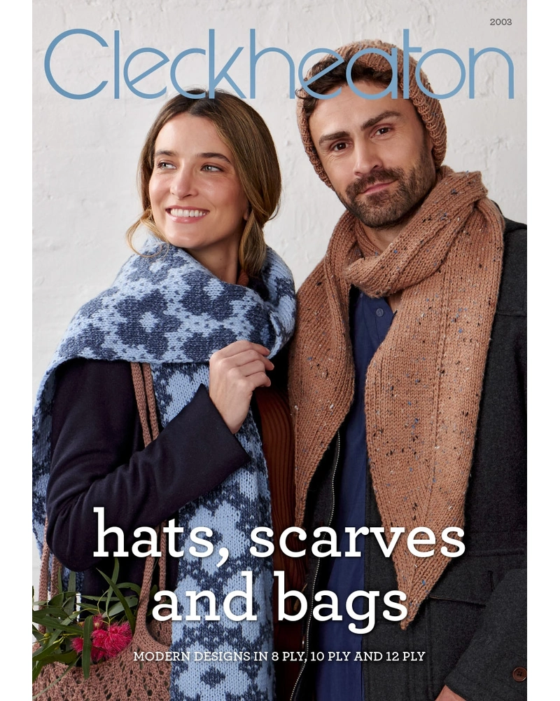 Hats, scarves and bags pattern booklet